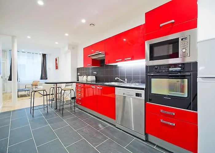 Exceptionnel A Montmartre 아파트 파리